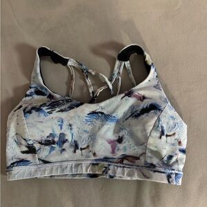 lululemon sports bra